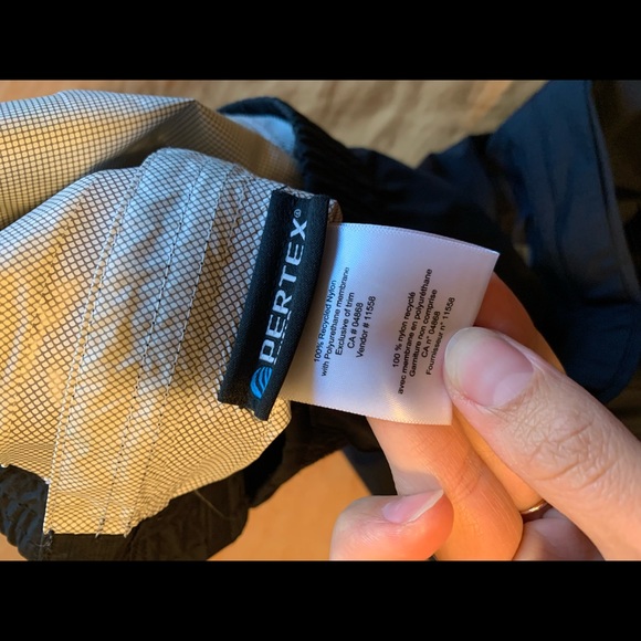 Ladies petit small MEC rain pants, like new - Picture 5 of 8